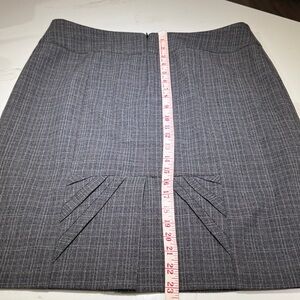 TRIBELLA Straight Skirt, Fully lined, Zipper back, Gray Plaid, Size 14